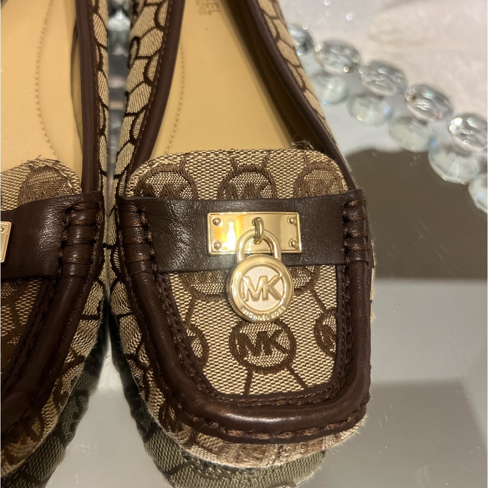 Michael Kors Brown Moccasin  canvas and leather Flats  women size 6M - Picture 5 of 9